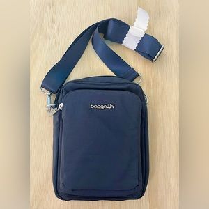 Baggallini Modern Everywhere Explorer Crossbody | Color: French Navy